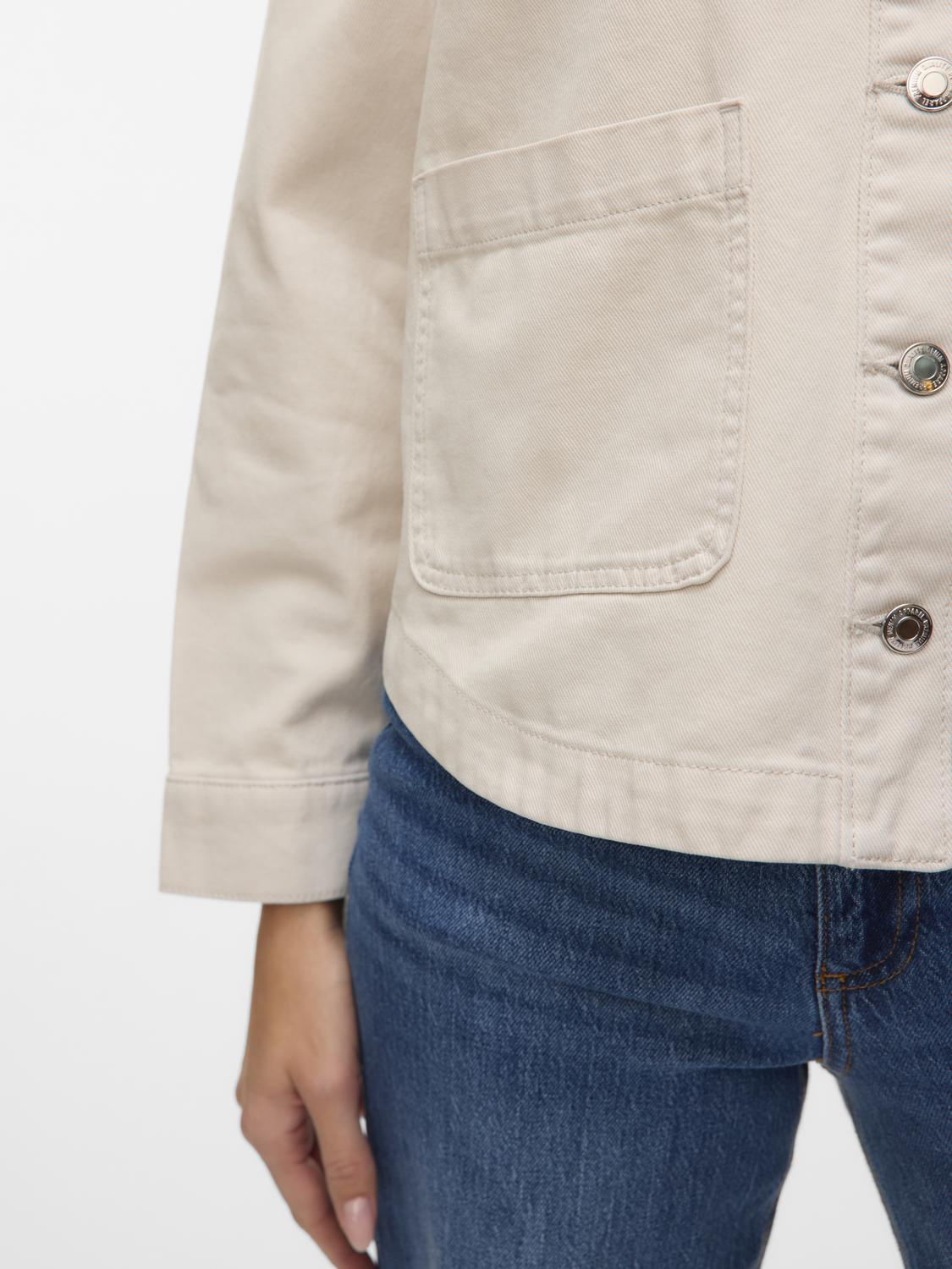model_shot-detail